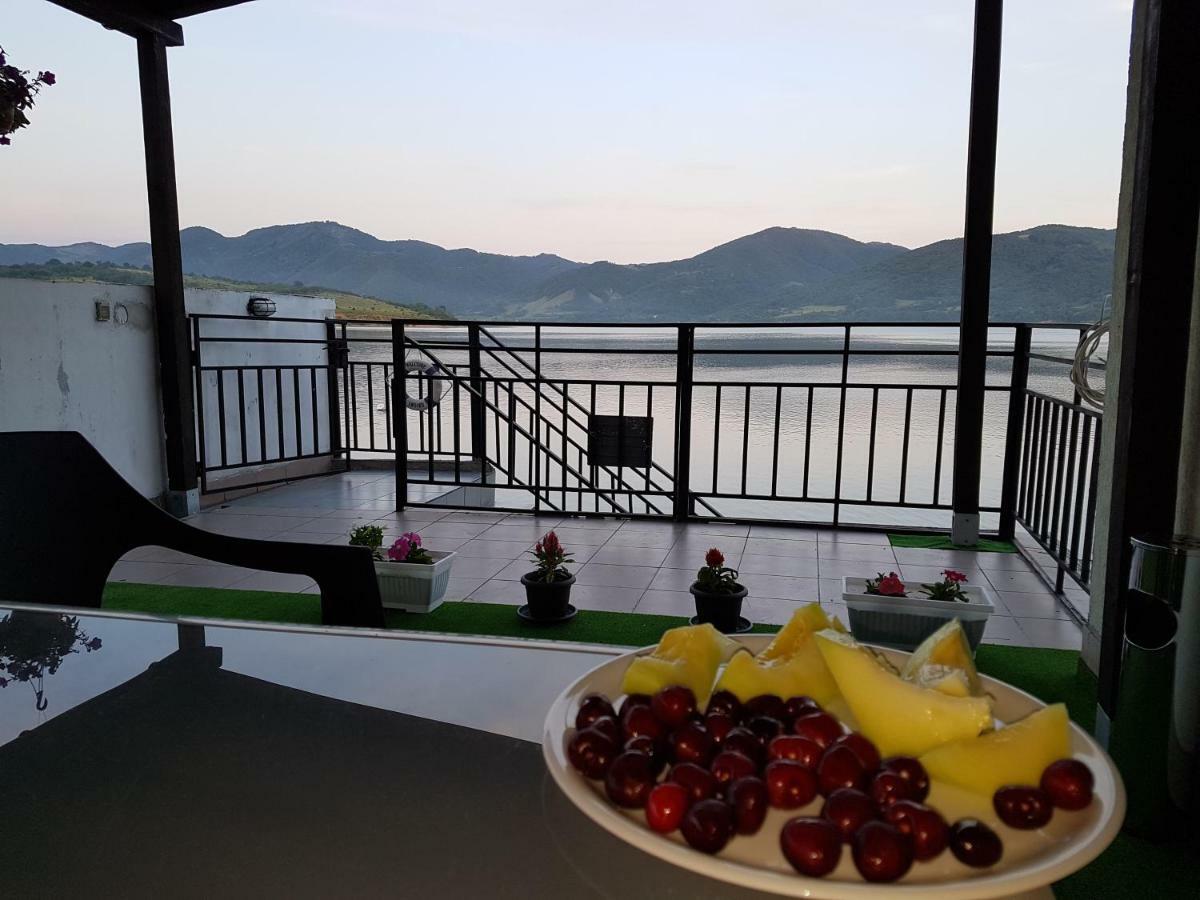 Apartamento Casa 1 Yuppy Ieşelniţa Exterior foto